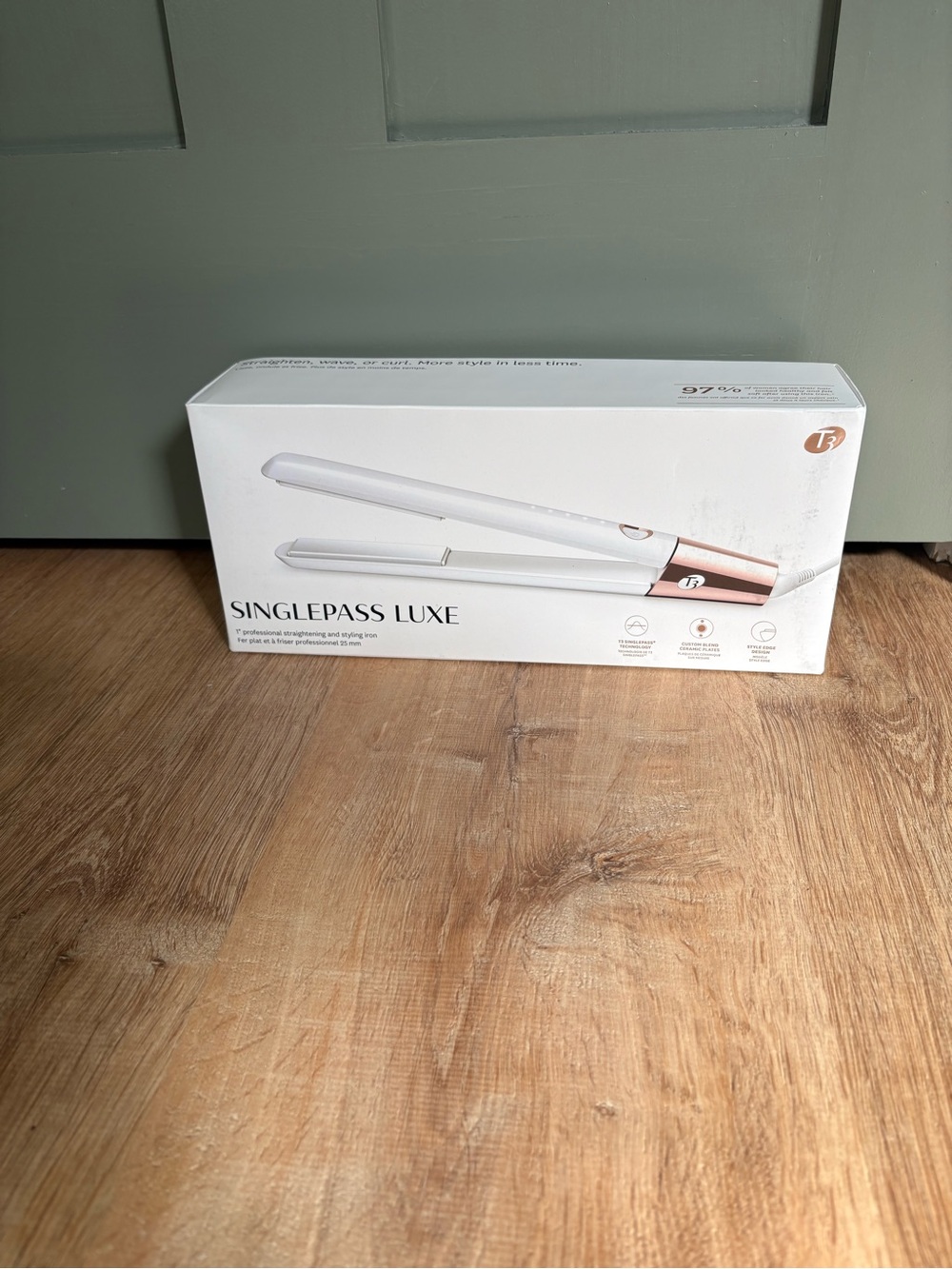 T3 Single Pass Luxe 1” Professional  Hair Straightener and Styling Iron
